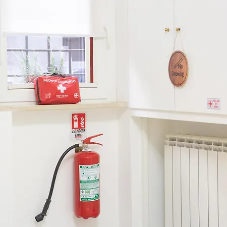 Sunny's - 8min From Colosseum * Rome