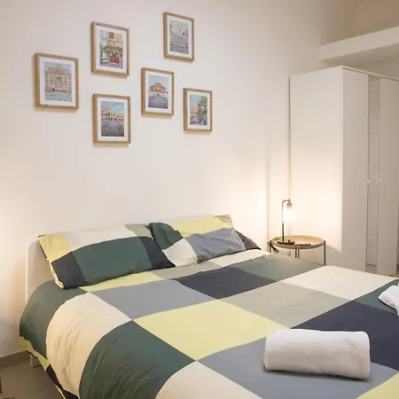 Appartement Sunny's - 8min From Colosseum