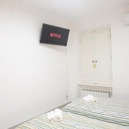 Sunny's - 8min From Colosseum Appartement *